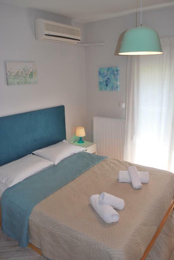 Cornelia Apartment Palaiontsiflikion Luaran gambar