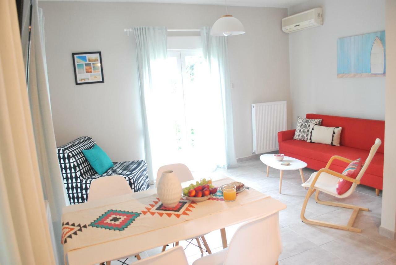Cornelia Apartment Palaiontsiflikion Luaran gambar