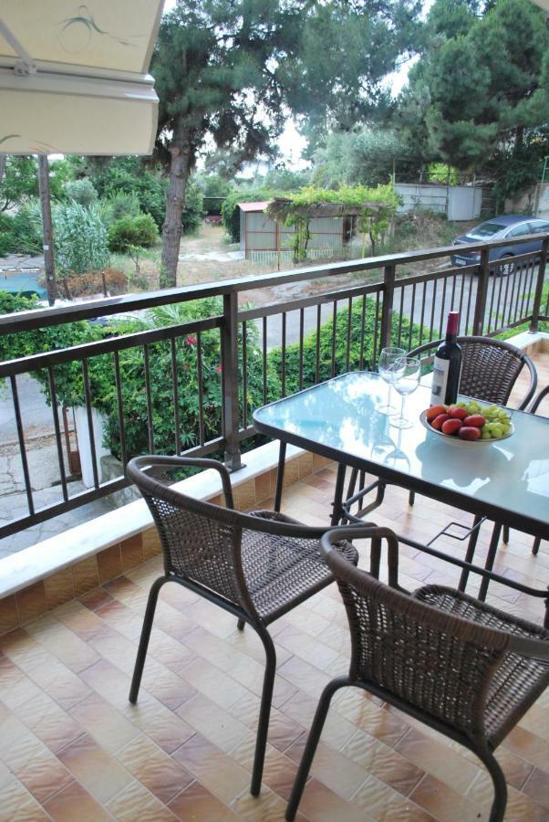 Cornelia Apartment Palaiontsiflikion Luaran gambar